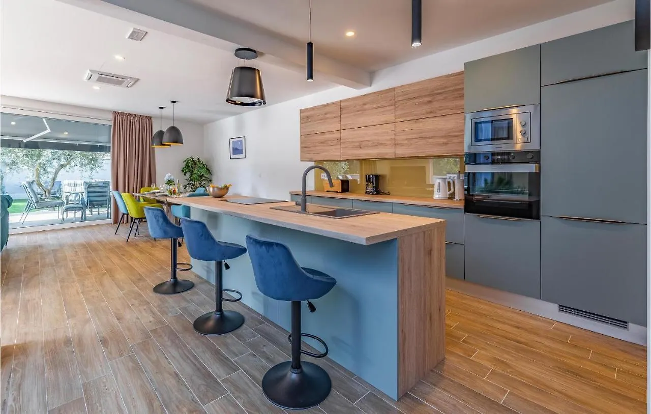 Beautiful Home In Porec With Kitchen 0*,  Croatia